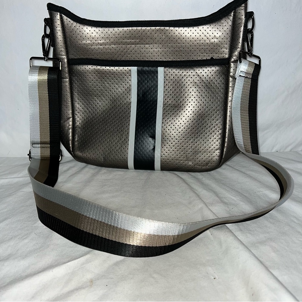 Haute Shore Crossbody Purse Bag Tote Silver Black Cream